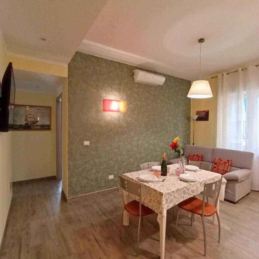 Piazza Mazzini 21 Apartment Loano Luaran gambar